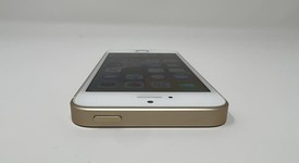 Mint
													Apple iPhone SE 1st Gen 2016 - Unlocked, Gold, 64 GB, A1723, photo 4 of 6