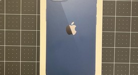 Mint
													Apple iPhone 13 - Unlocked, Blue, 128 GB, A2482, photo 4 of 9