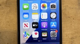Fair
													Apple iPhone SE 3rd Gen 2022 - T-Mobile, Midnight, 64 GB, A2595, photo 1 of 11