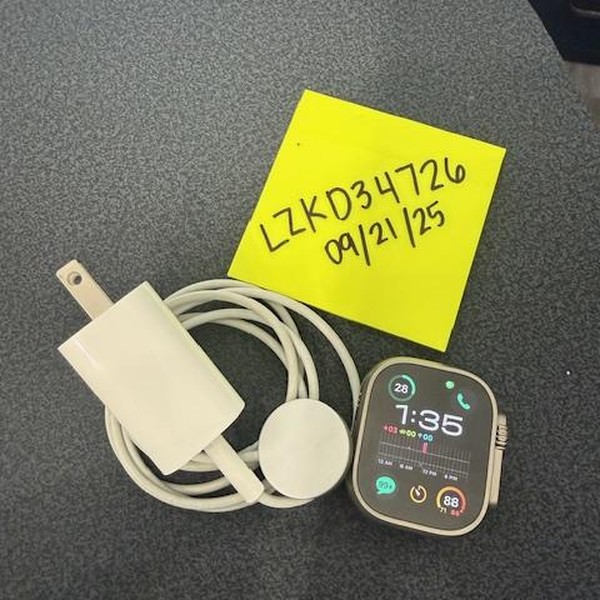 Apple Watch Ultra 2 49mm - Verizon, Natural, A2986