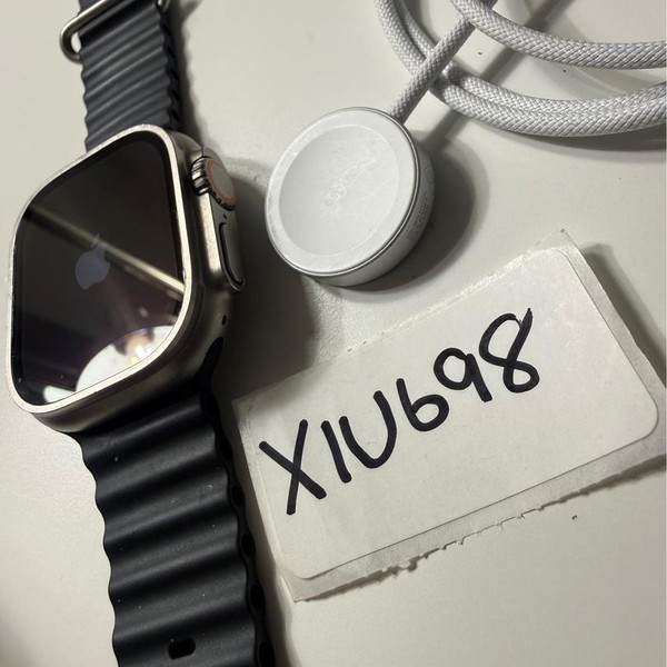 Apple Watch Ultra 49mm - Unlocked, Titanium, A2622
