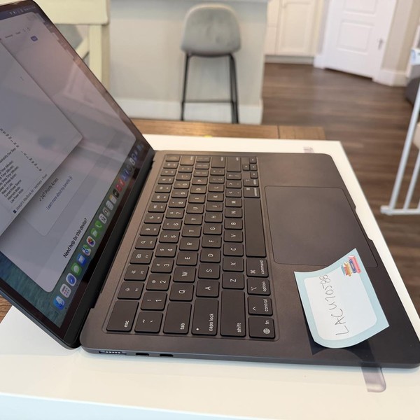 MacBook Air 2025 (M4) - 13 inch - 256 GB, Midnight, 32 GB, Apple M4