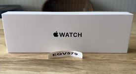 New
													Apple Watch SE 2nd Gen 40mm - Midnight, A2722 - GPS, Aluminum, photo 1 of 7