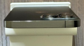 Good
													Apple iPhone 13 Pro Max - Unlocked, Graphite, 256 GB, A2484, photo 5 of 8