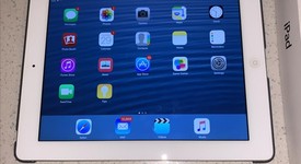 Good
													Apple iPad 3 - Wi-Fi, White, 16 GB, photo 5 of 14
