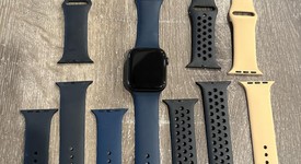 Good
													Apple Watch SE 1st Gen 44mm - Gray, A2352 - GPS, Aluminum, photo 2 of 6