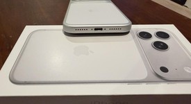 Mint
													Apple iPhone 17 Pro Max - Unlocked, Silver, 512 GB, A3257, photo 5 of 6