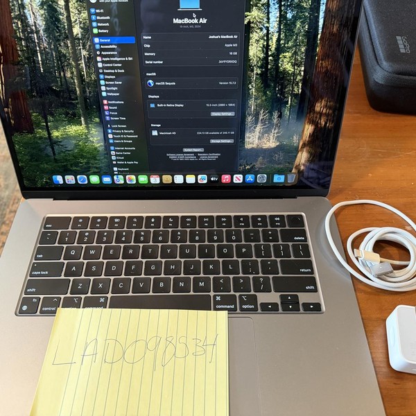 MacBook Air 2024 (M3) - 15 inch - 256 GB, Silver, 16 GB, Apple M3, 10-core GPU