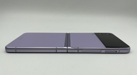 Fair
													Samsung Galaxy Z Flip3 5G - Unlocked, Lavender, 128 GB, 8 GB, SM-F711U1, photo 2 of 10