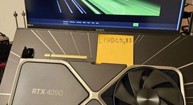 Used
													Nvidia GeForce RTX 4090 Founders Edition - 900-1G136-2530-000, photo 3 of 9