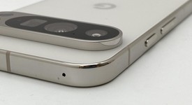 Good
													Google Pixel 9 Pro - Unlocked, Porcelain, 256 GB, 16 GB, GR83Y, photo 4 of 5