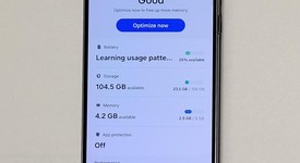 Mint
													Samsung Galaxy S24 FE - Unlocked, Graphite, 128 GB, SM-S721U1, photo 2 of 11