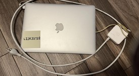 Good
													MacBook Air 2015 - 13" - Silver, 128 GB, 8 GB, photo 1 of 5