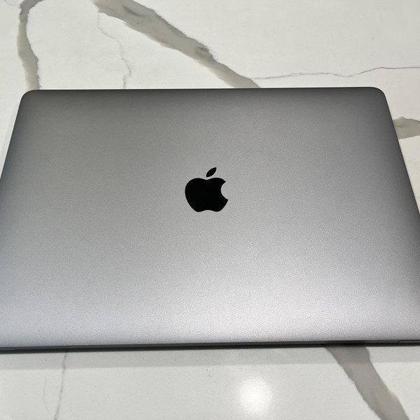 MacBook Pro 2016 (No Touch Bar) - 13 inch - 256 GB, Gray, 8 GB