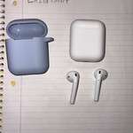 Used Apple AirPods (2nd Gen) - Lightning Case