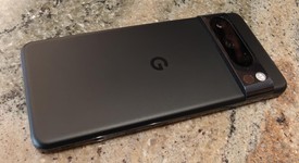 Good
													Google Pixel 8 Pro - Google Fi, Obsidian, 128 GB, 12 GB, G1MNW, mmWave 5G, photo 3 of 4