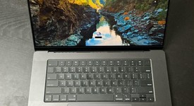 Mint
													MacBook Pro Late 2023 (M3) - 16" - Apple M3 Max 16-core, Black, 1 TB, 48 GB, 40-core GPU, photo 1 of 10
