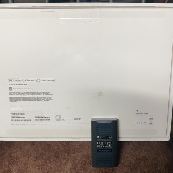 MacBook Pro 2024 - 14 inch - 512 GB, Silver, 24 GB, Apple M4 Pro 12-core