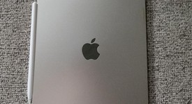 Mint
													Apple iPad Air 5th Gen - Wi-Fi, Starlight, 256 GB, A2588, photo 2 of 7
