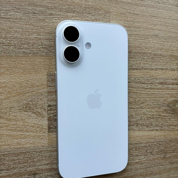 Apple iPhone 16 - Unlocked, 256 GB, White, A3081