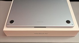 Mint
													MacBook Air 2025 (M4) - 13" - Apple M4, Sky Blue, 512 GB, 16 GB, photo 3 of 8