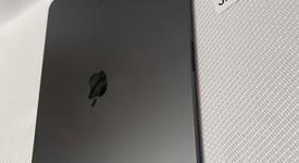 Good
													Apple iPad Pro 12.9" 3rd Gen 2018 - Unlocked, Gray, 1 TB, A2014, photo 2 of 7