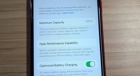 Fair
													Apple iPhone SE 3rd Gen 2022 - Unlocked, Red, 64 GB, A2595, photo 1 of 14