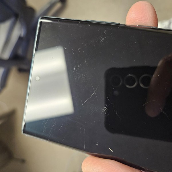 Samsung Galaxy S22 Ultra - Unlocked, Green, 256 GB, 12 GB, SM-S908U1