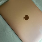 Good MacBook Air 2020 - 13 inch - 256 GB, Gold, 8 GB, Intel Core i3