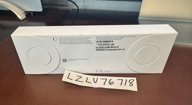 New
													Apple Watch SE 2nd Gen 40mm - Unlocked, Starlight, A2726 - Cellular, Aluminum, photo 4 of 4