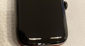 Mint
													Apple Watch Series 4 44mm - Unlocked, Black, A1976 - Cellular, Stainless, photo 2 of 8