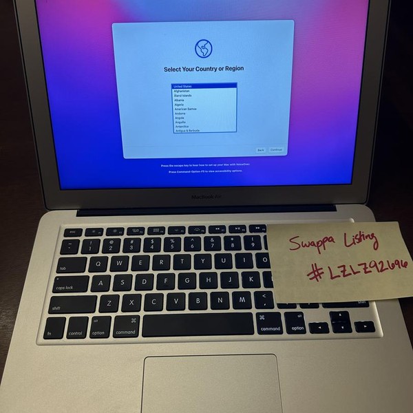 MacBook Air 2015 - 13 inch - Silver, 128 GB, 8 GB