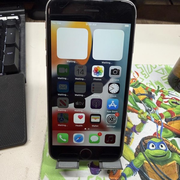 Apple iPhone 6S - Unlocked, 32 GB, Grey, A1688