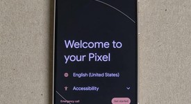Mint
													Google Pixel 8 - Unlocked, Rose, 256 GB, 8 GB, G9BQD, Sub-6 5G, photo 1 of 6