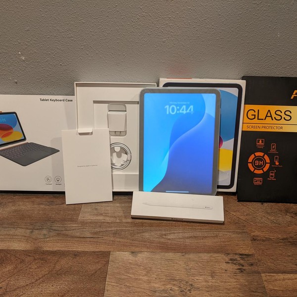 Apple iPad 11th Gen - Wi-Fi, 128 GB, Blue, A3354