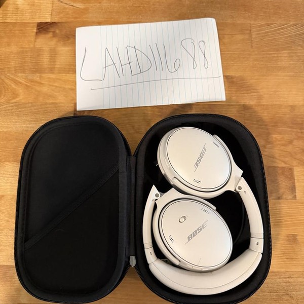 Bose QuietComfort 45 - White