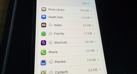 Good
													Apple iPhone 14 Pro - Unlocked, Black, 1 TB, A2650, photo 4 of 7