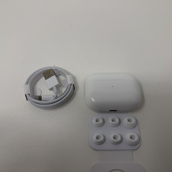 Apple AirPods Pro 2 - Lightning