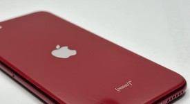 Fair
													Apple iPhone SE 3rd Gen 2022 - Unlocked, Red, 128 GB, A2595, photo 4 of 11