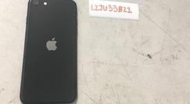 Good
													Apple iPhone SE 2nd Gen 2020 - Unlocked, Black, 64 GB, A2275, photo 2 of 5