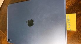 Good
													Apple iPad 11th Gen - Unlocked, Blue, 128 GB, A3355, photo 3 of 7