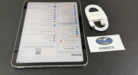 Good
													Apple iPad 11th Gen - Unlocked, Silver, 128 GB, A3355, photo 4 of 8