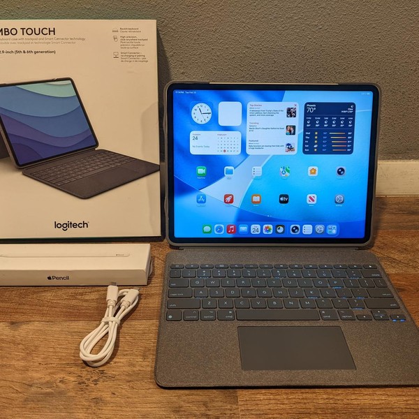 Apple iPad Pro 12.9 inch 6th Gen 2022 - Wi-Fi, 128 GB, Silver