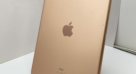 Fair
													Apple iPad 8th Gen - Wi-Fi, Gold, 32 GB, A2270, photo 3 of 8
