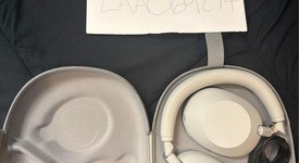 Used
													Sony WH-1000XM6 - Platinum Silver, photo 1 of 5