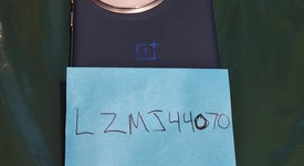 Fair
													OnePlus 13 - Unlocked, Midnight Ocean, 512 GB, 16 GB, photo 2 of 8