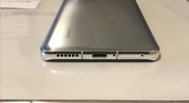 Good
													Huawei P40 Pro - Unlocked Non-US, Silver, 256 GB, 8 GB, photo 3 of 12