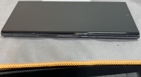 Good
													Samsung Galaxy S22 Ultra - Verizon, Black, 128 GB, 8 GB, SM-S908U, photo 4 of 5