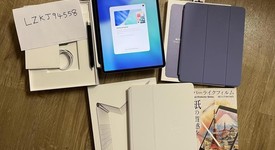 Good
													Apple iPad Pro 12.9" 6th Gen 2022 - Unlocked, Gray, 256 GB, photo 4 of 9