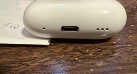 Used
													Apple AirPods Pro 2nd Gen - USB-C, photo 3 of 9